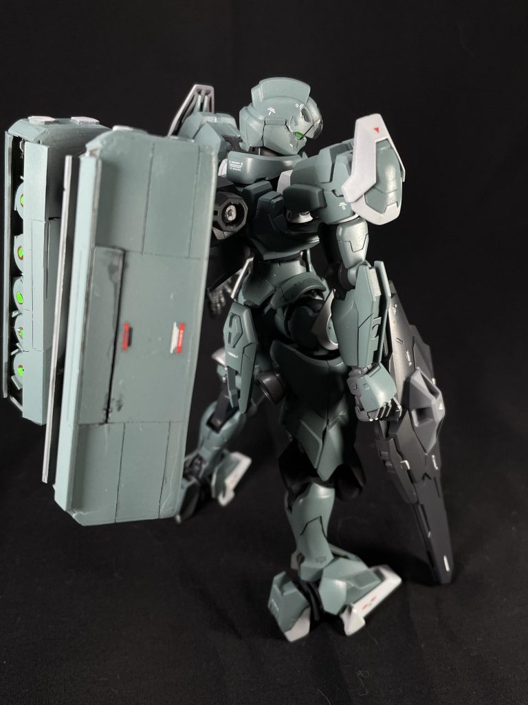 量産型ガンダムルブリス–3枚目/制作者：clover@aniki1109