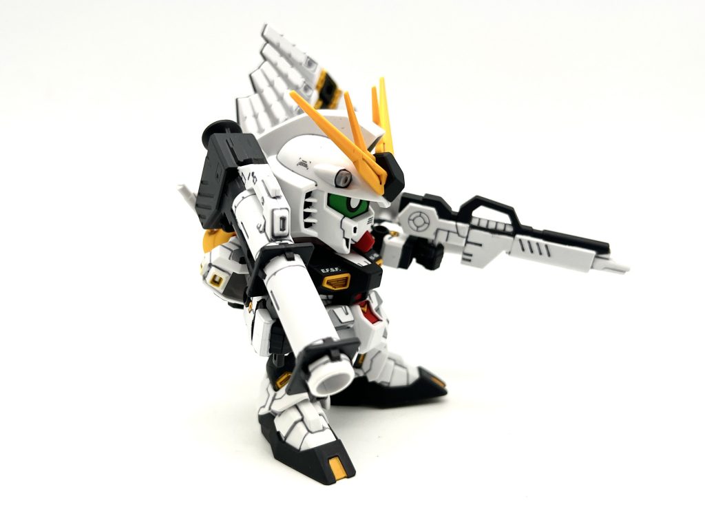 νガンダム–3枚目/制作者：すすむ。