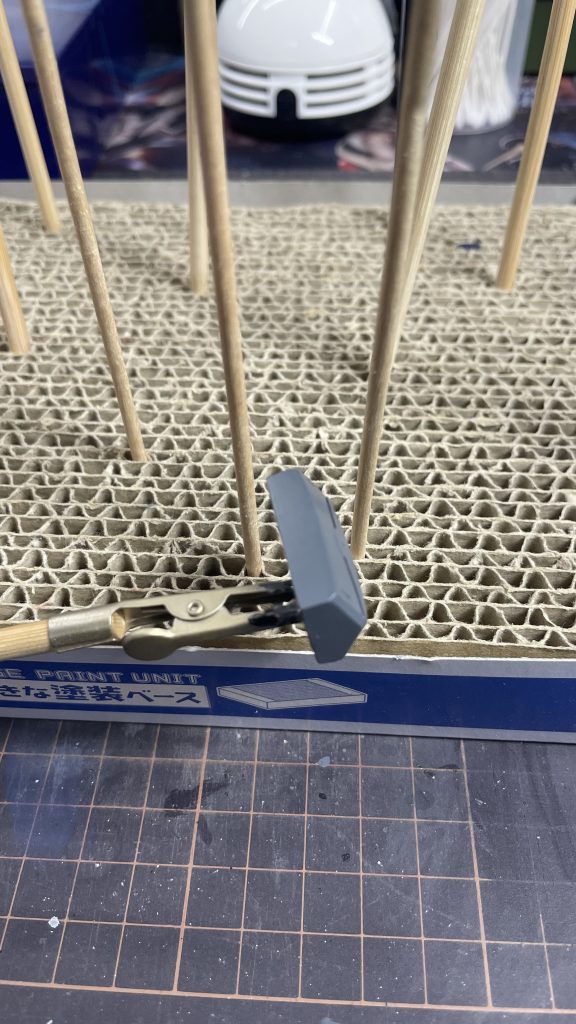 タンク仕様なので、バーニアは埋めてます。