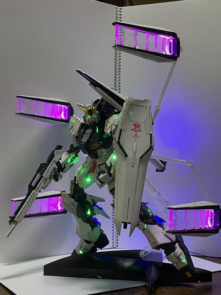 エフェクトのLEDも良い感じになりました。