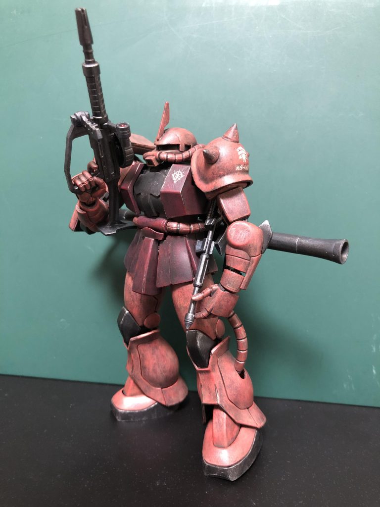 頭と胸部を少し調整し、ドライブラシ塗装で仕上げました。