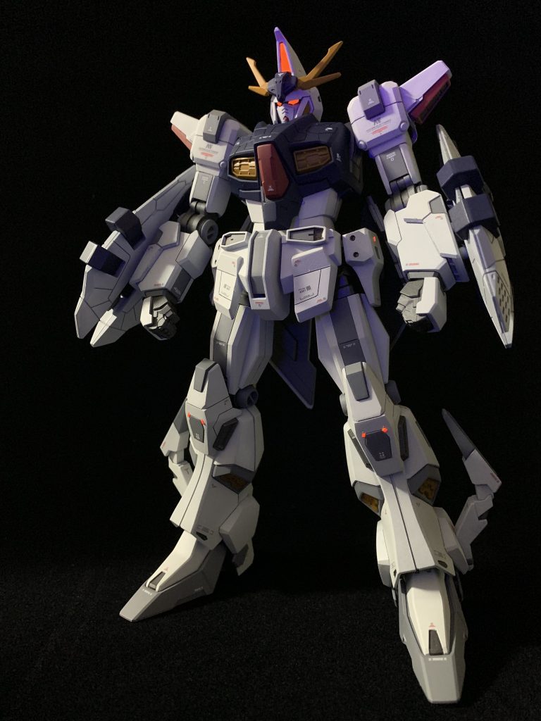 オデュッセウスガンダムとフライトユニット並べても良かったけど、塗装が剥げるのでもうバラせない