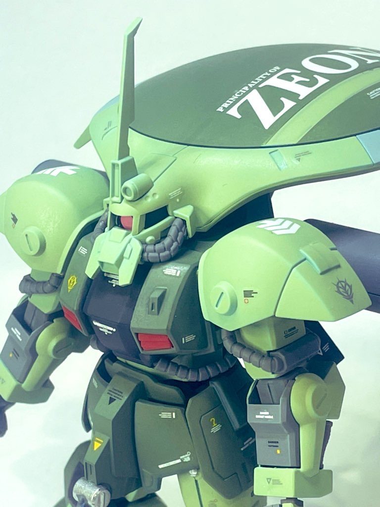 特徴的な頭のおかげでバランスが難しいです。