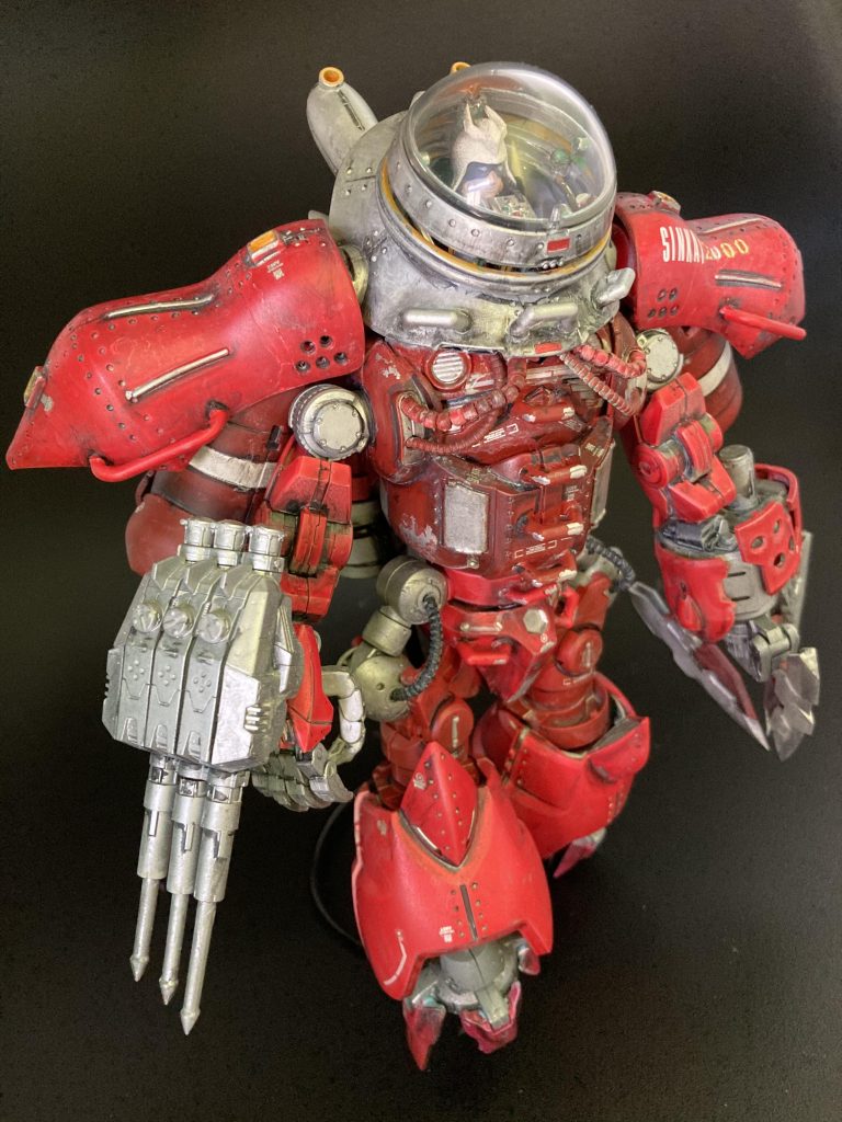 搭乗ハッチはドーム型のレトロでアナログな潜水服風に、