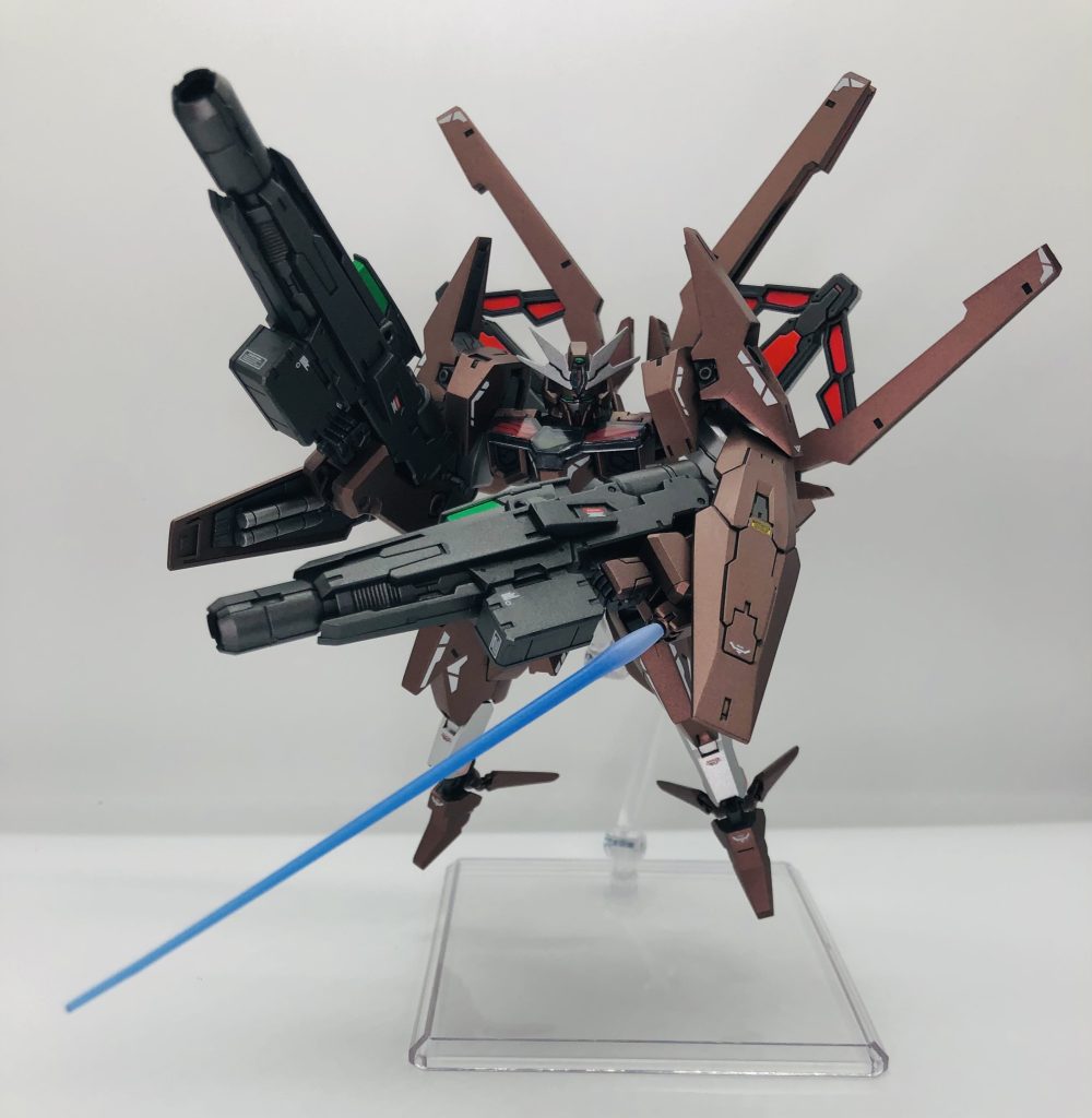 なんとこの子は袖元からビームソード出せます✨このスタイル強そう😅💦