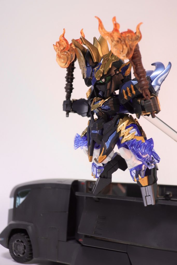 水のビーマバンシィ。こちらも劉備ベースで脚だけ白いのはビームの服装に合わせたから