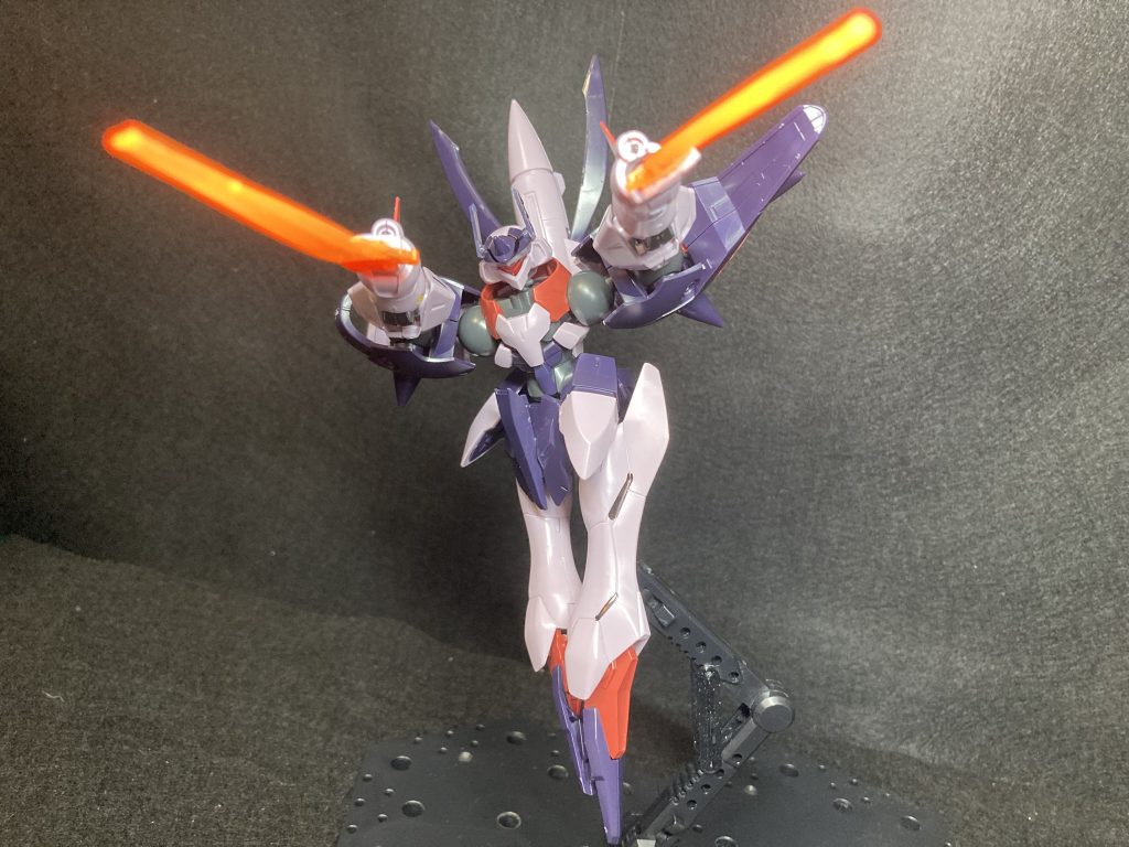 また、回転中にビームガンを撃つことにより弾幕ゲームのラストみたいな地獄絵図になるらしいです!この辺りの使用感はagainst13話で!(広告)