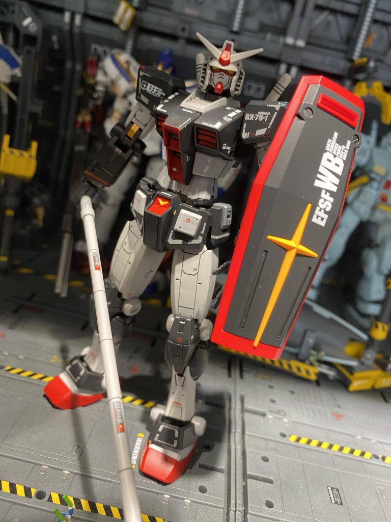 ガンダム RX-78-1–3枚目/制作者：Tencho