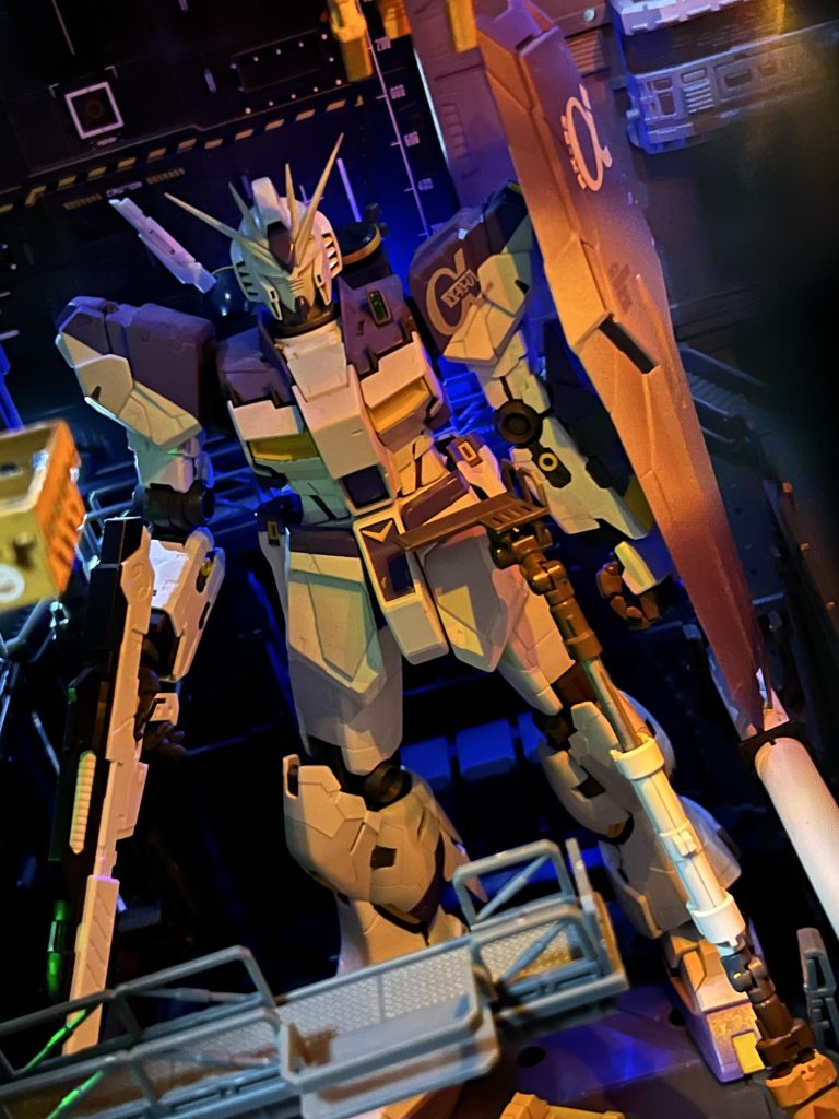 AE & 地球🌏連邦軍EFSF   MS格納庫ジオラマ別ver.–3枚目/制作者：SINANJU