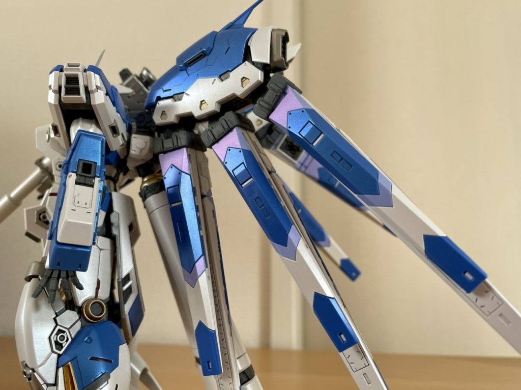 ファンネルコンテナ。こっちが本体⁉︎ていうぐらいのボリューム。