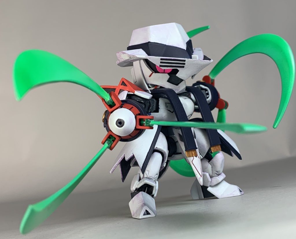 ビームファングは爪として使える用とビームローター用の2種類用意