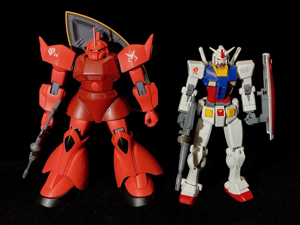 比較でガンダムと。こちらのガンダムはbeyond global版なので、殊更にスリム体型なので余計ゲルググのマッシブ具合が際立ちます。並べてみたらこれはこれで好対照な感じに見えてきました。https://gumpla.jp/hg/847786