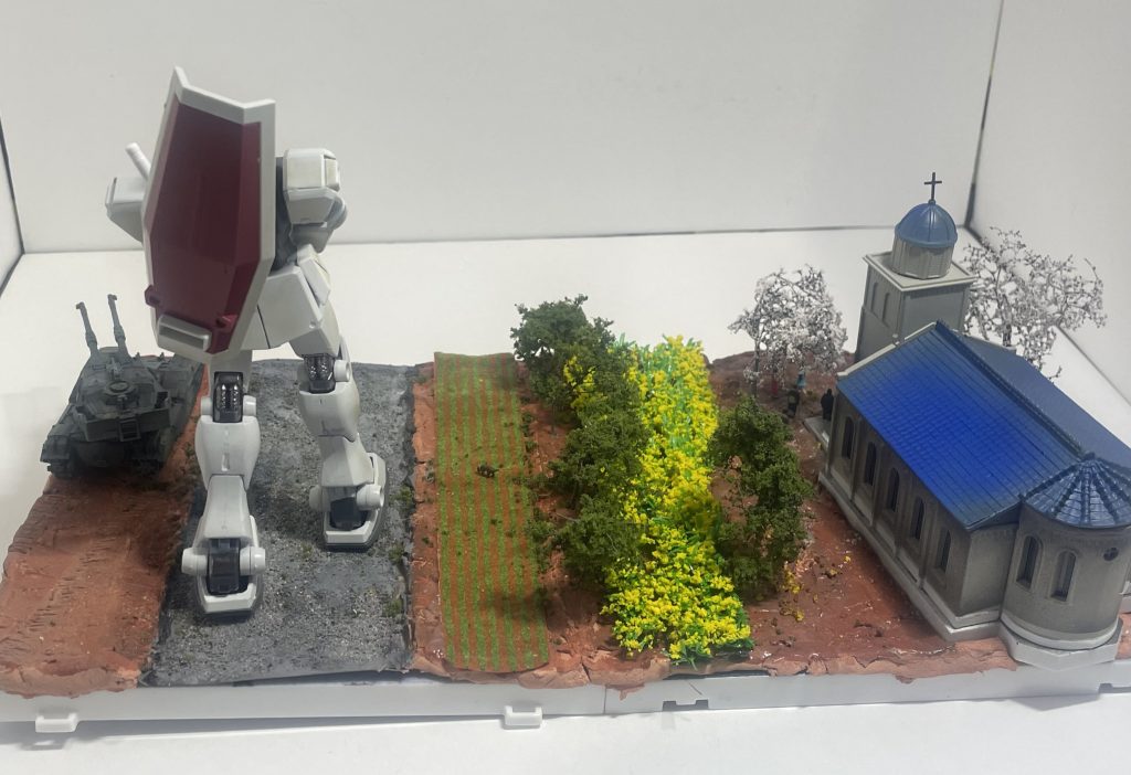 後ろからの図。市販のパーツを切って貼って適当に配置しただけですが、色々と勉強になりました。