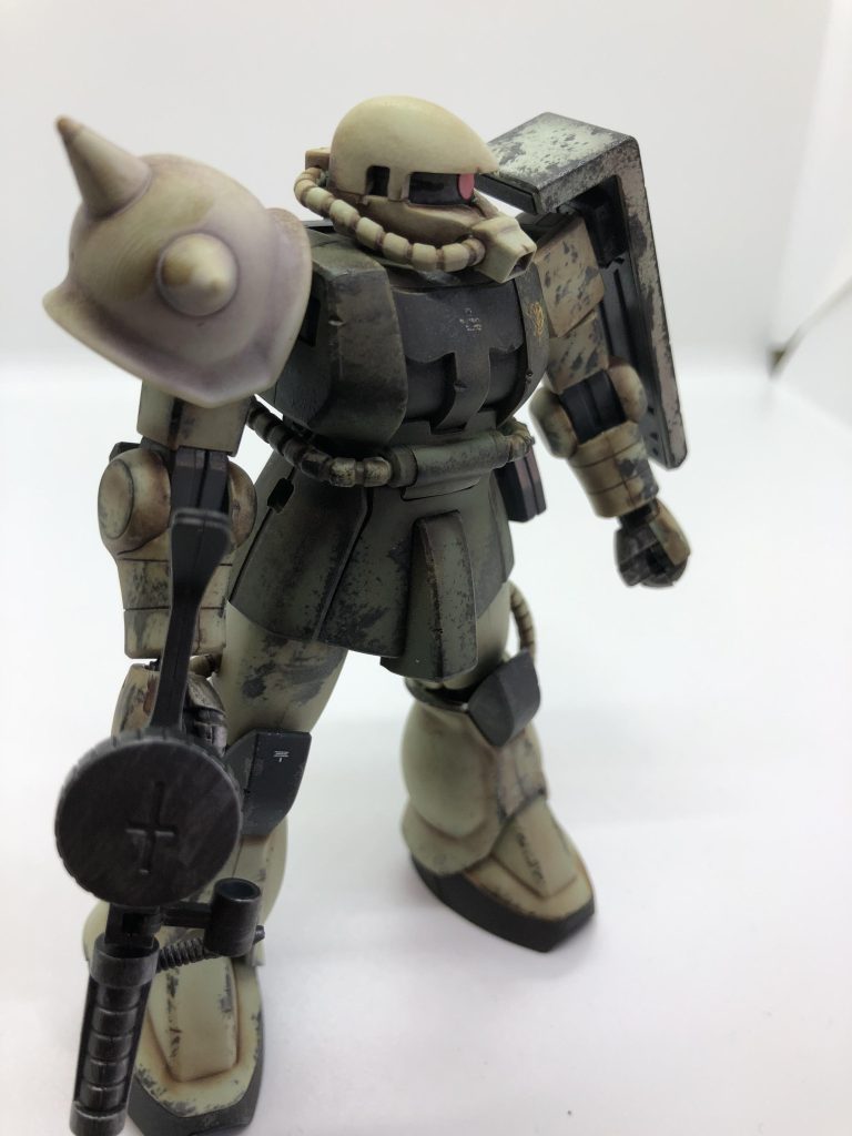 ウェザリングにはリアルタッチマーカーのブラウン1、TAMIYAのガンメタルのチッピングを使用しました。