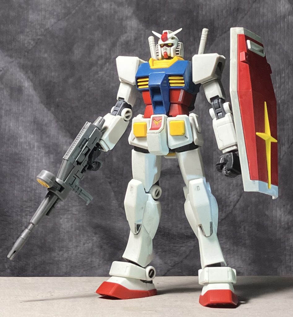 ●リヴァイブシールドをエントリーグレードの物に交換。リヴァイブはスタイルが良すぎて嫌厭してましたが実際組んでみるとさすがにカッコ良かった。