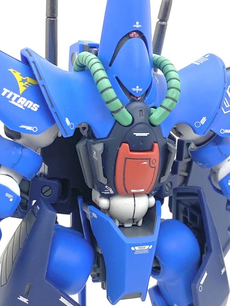 股関節を駄目にしたトラブルがありましたがガブスレイに負けない程に気に入っていて、春のティターンズ祭りに相応しい機体です(笑)。