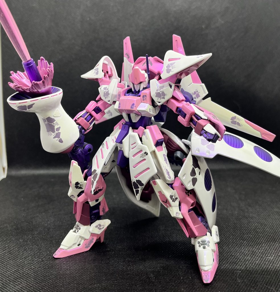 手持ちのランチャーにジャンボグレードガンダムのビームサーベルエフェクトつければメガビームサーベルに長すぎて画角にはいらない