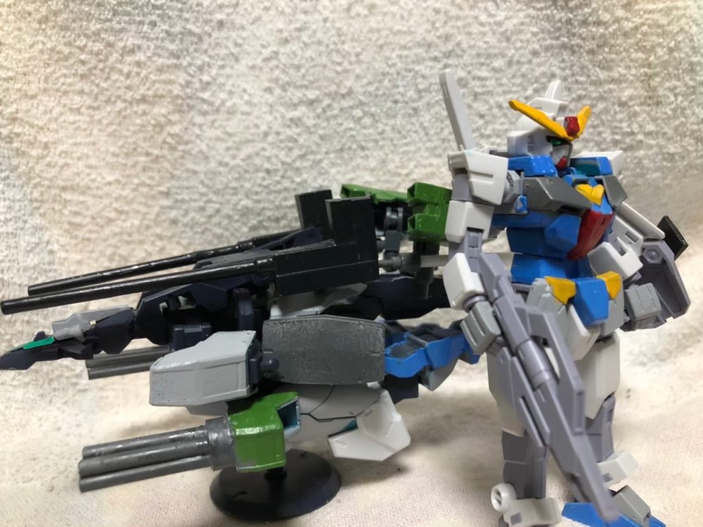 素体とアーマーを並べて写真。