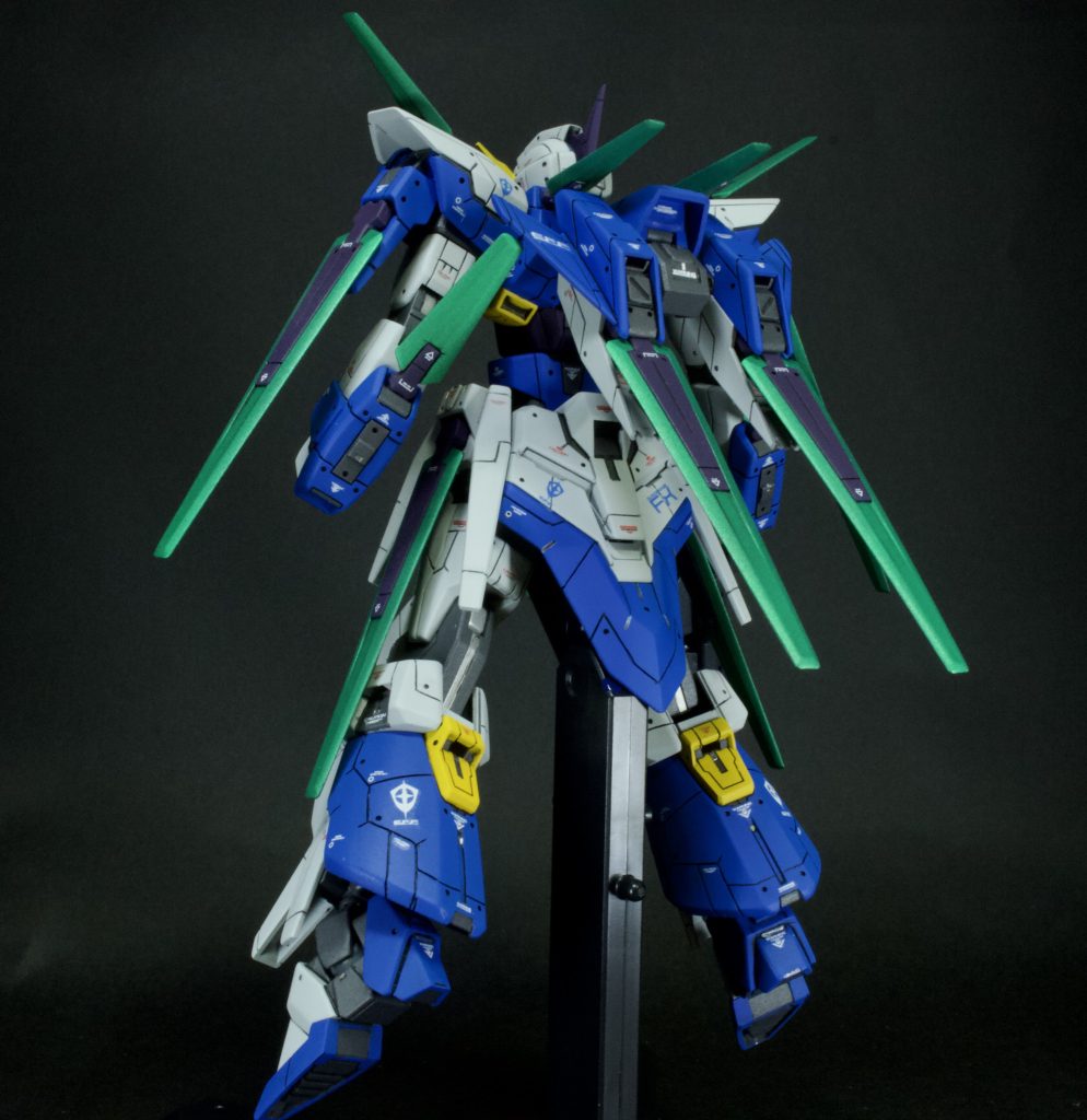 斜め後ろからのショットです。