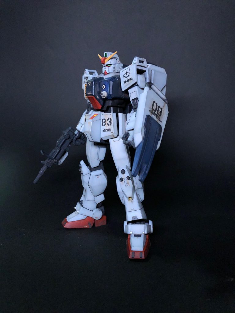 デカールは確かハイキューパーツので自作です。濃い色しか作れないのでこういった白色の機体にはうってつけです。ただ厚みがあるので縁が目立たなくするのが難しいですね。