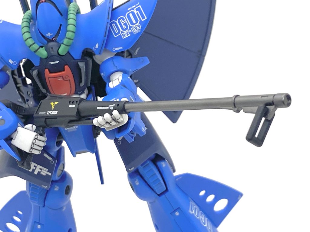 フェダーイン・ライフルはガブスレイと同じくマズルはメタリックにし、デカールもほぼ同じにしました。