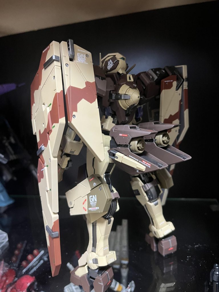 スジボリ追加、塗り分けやメタルパーツ、デカール等でディテーアップしてます。