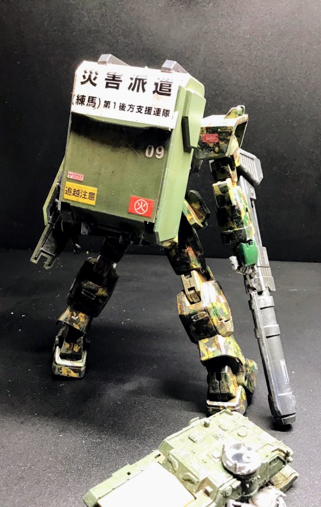 シールは陸自用専用のシールを発見しこれは!って事で製作テーマになりました