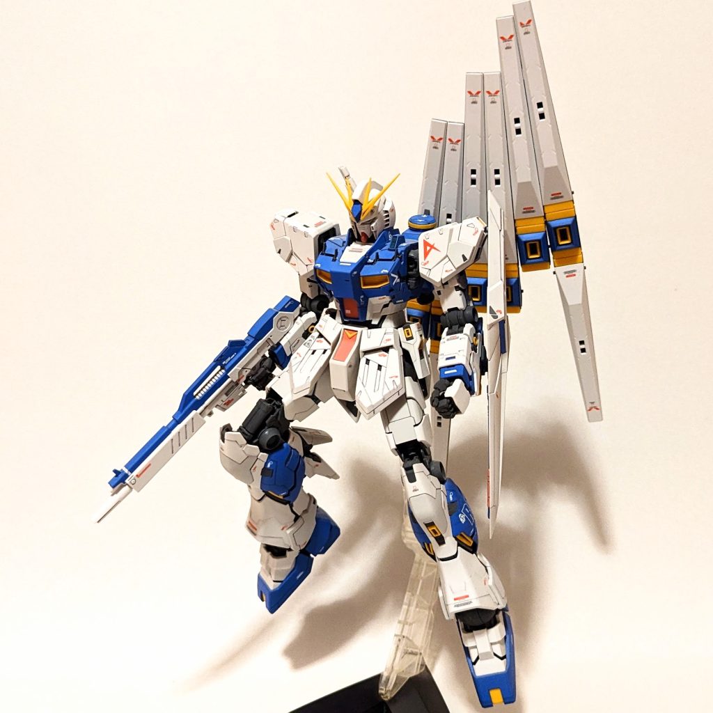 MG 1/100 RX-93 νガンダム Ver.ka｜ands.plastic+さんのガンプラ