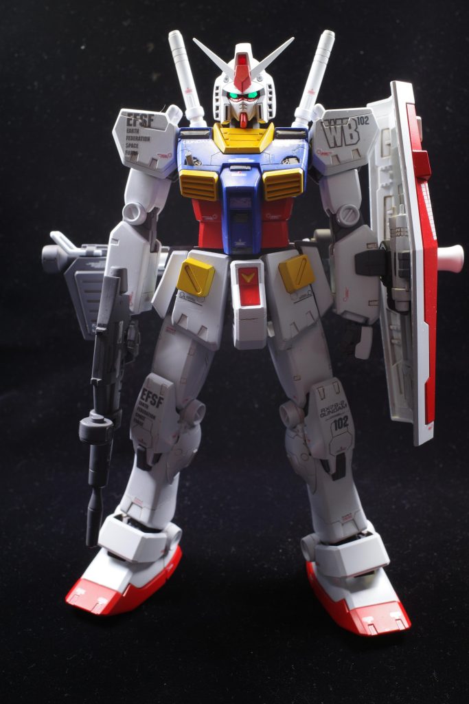 メインカメラは付属シールを使用しています。