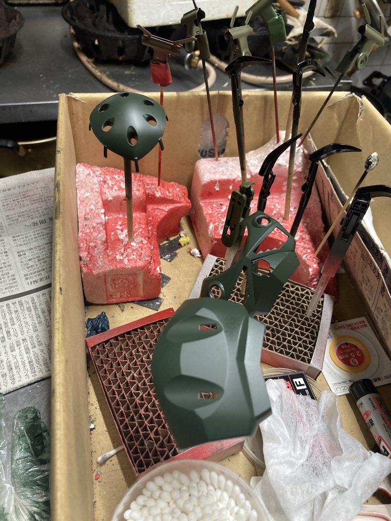 いろんな方も緑のズゴック作ってらっしゃいますが、俺のが一番w