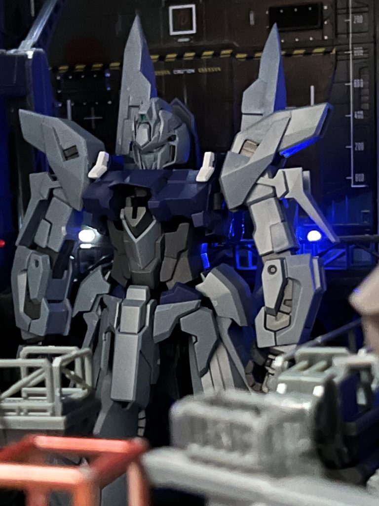 AE & 地球🌏連邦軍ロンド•ベル部隊ネェルアーガマ内MS格納庫ジオラマ–5枚目/制作者：SINANJU