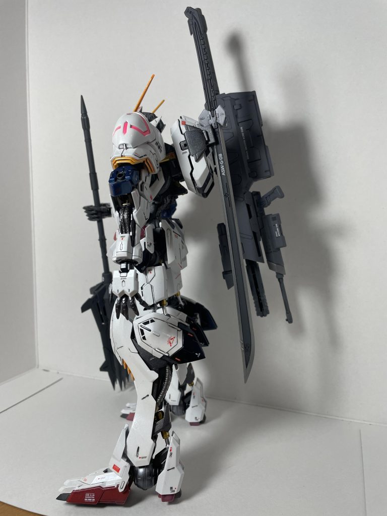 太刀の塗り分けはなかなかのお気に入りです。