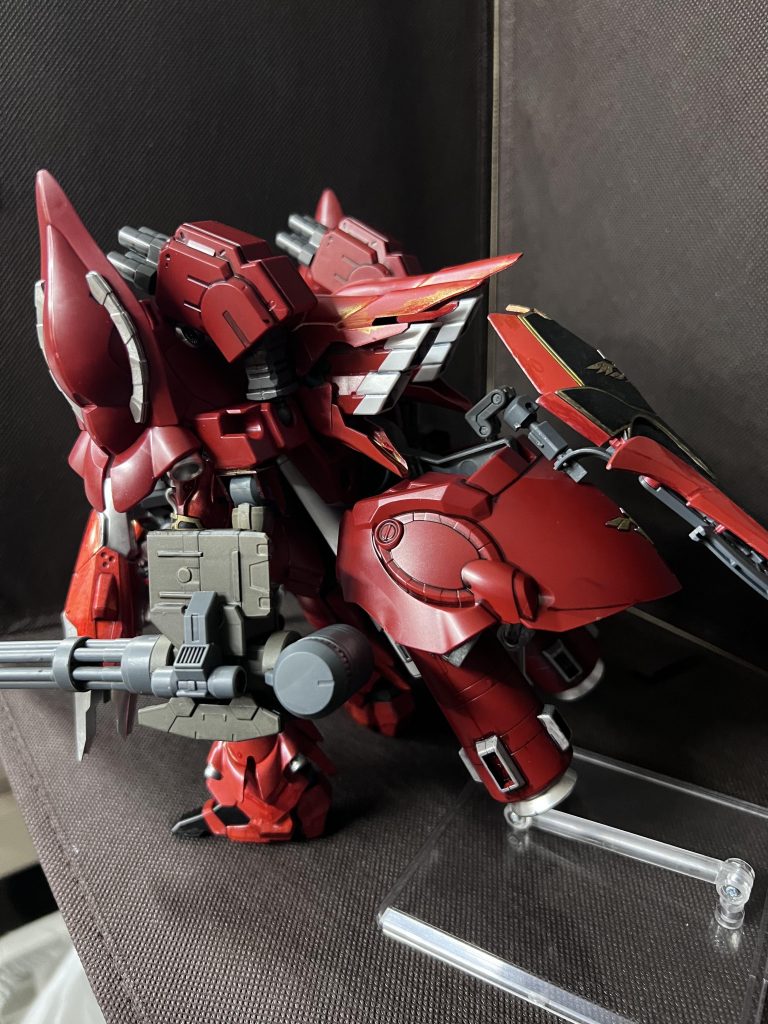 モリモリ感が分かりにくいので斜め背後から、、、。