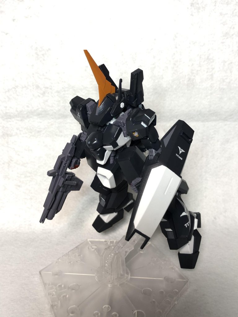 ポージングその２（設定画の立ち姿）