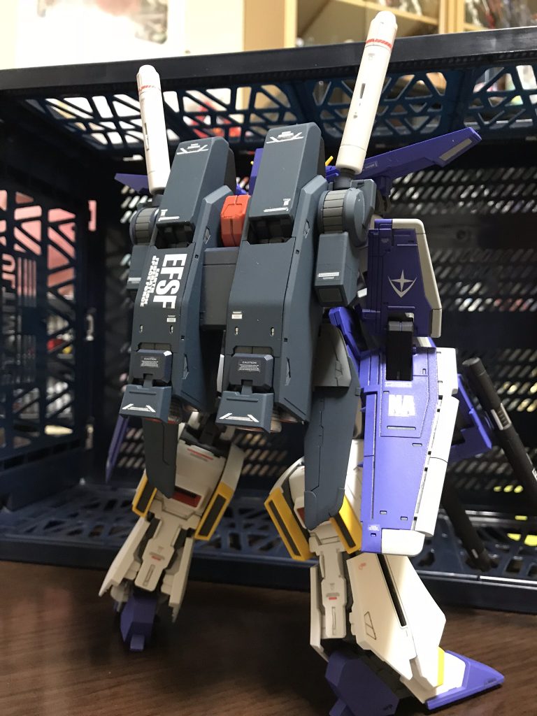 ZZガンダム アムロ機–4枚目/制作者：真樹京介