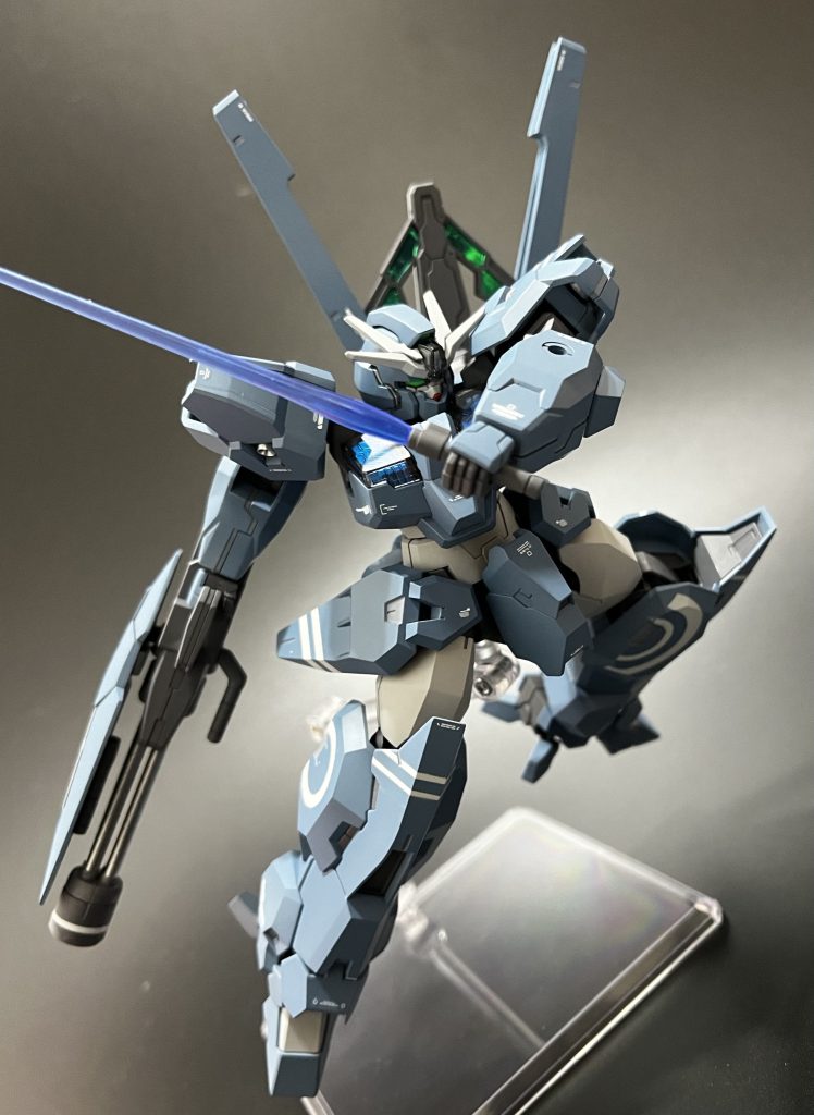 ポージングが楽しいキットでした。動きのあるポージングの方がスタイリッシュに見えます。