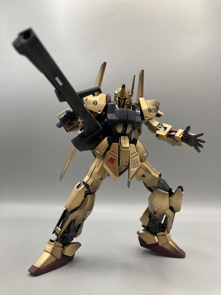 クレイバズーカにて構え。