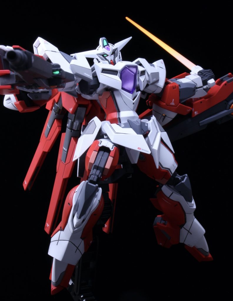 最後にガンプラのパケ絵風に🤣去年の4月から取り掛かりましたが、仕事や子育てでまったく出来ない期間があり、一年近く経ってしまいましたが、自分史上1番丁寧に作ることができました！最後まで見ていただきありがとうございました！