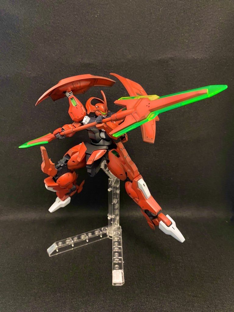 頑張れば両手でも持てます