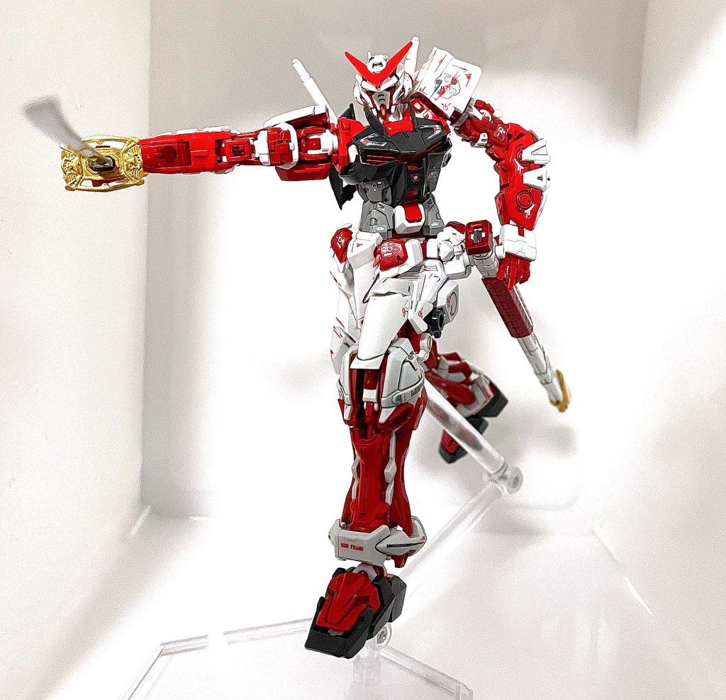 RG ガンダムアストレイ レッドフレーム–4枚目/制作者：気まぐれ製作