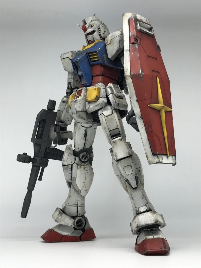 デカールなし、付属品は写真の他にバズーカだけだった記憶…でも今だと考えられない安さですね