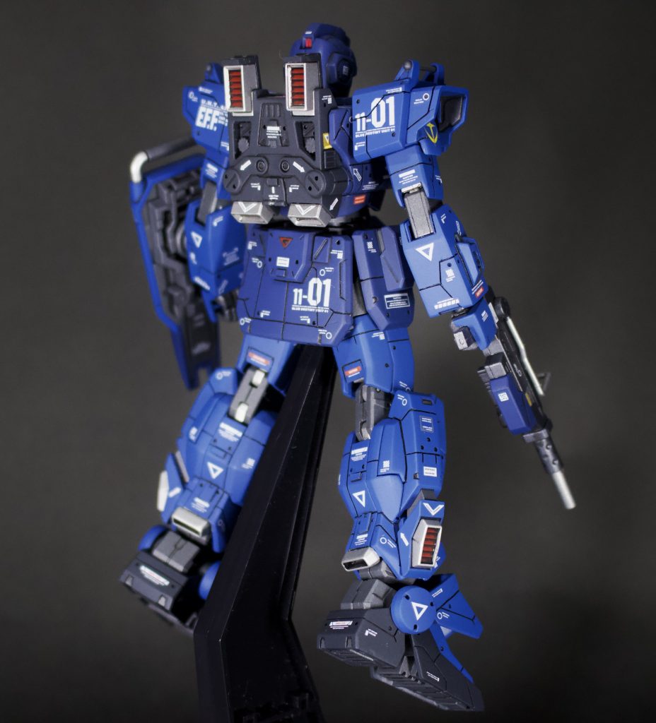 システム発動中の斜め後ろから。足首付近のパーニアは別のものに変更しました。