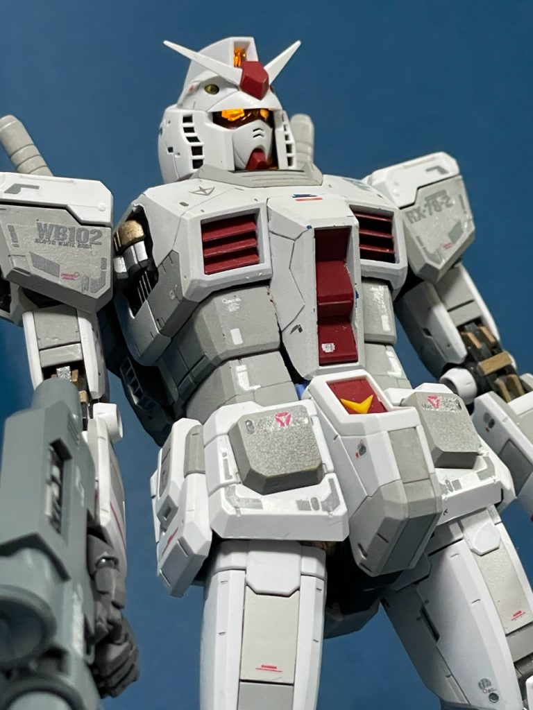 連邦の白いヤツと黒いヤツ笑–3枚目/制作者：@yucky8948