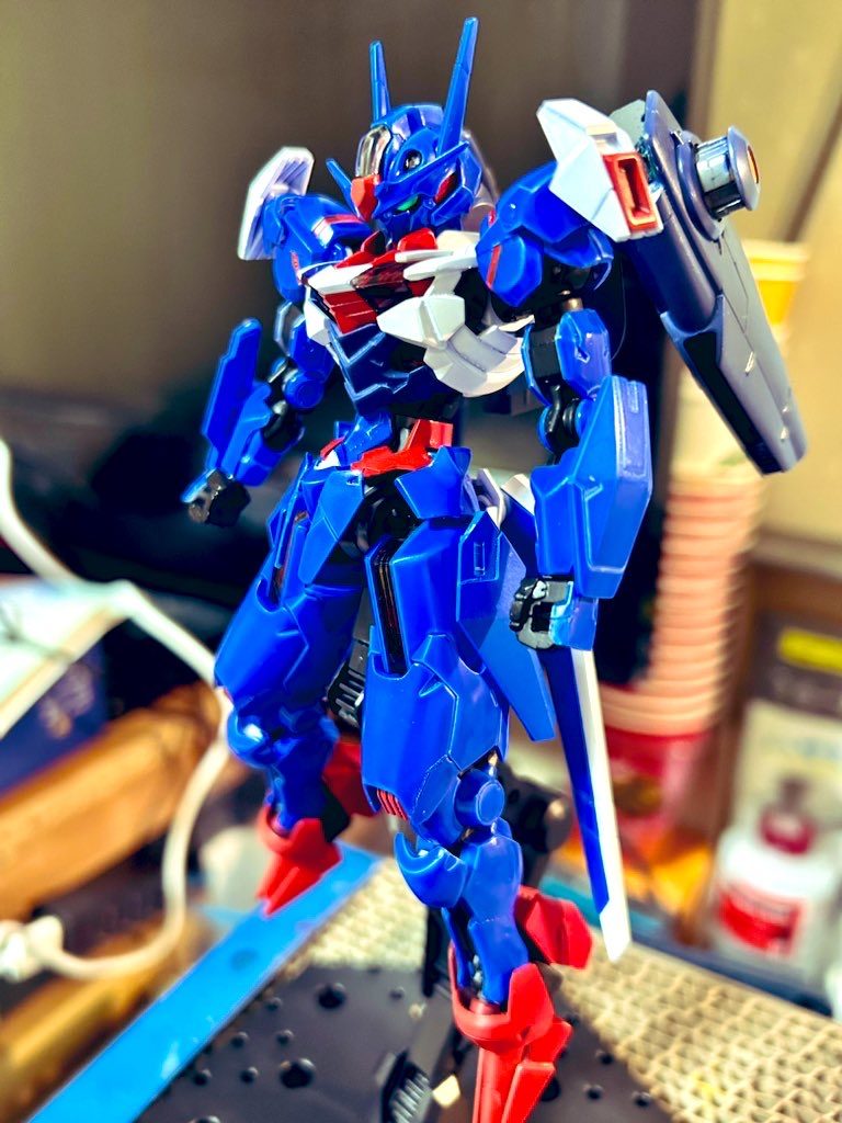 HGガンダムエアリアル&フライトユニット 静岡ブルーレヴズVer.–2枚目/制作者:こっちゃんパパ