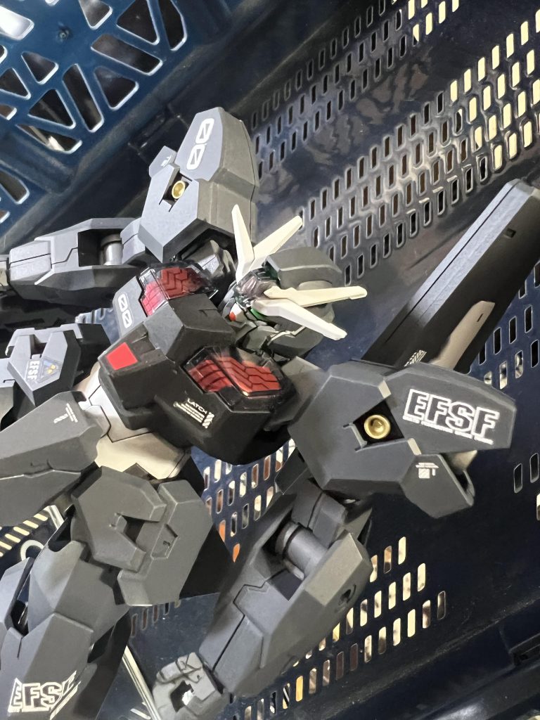 ガンダムルブリスウル〝サスカッチ〟–5枚目/制作者：真樹京介