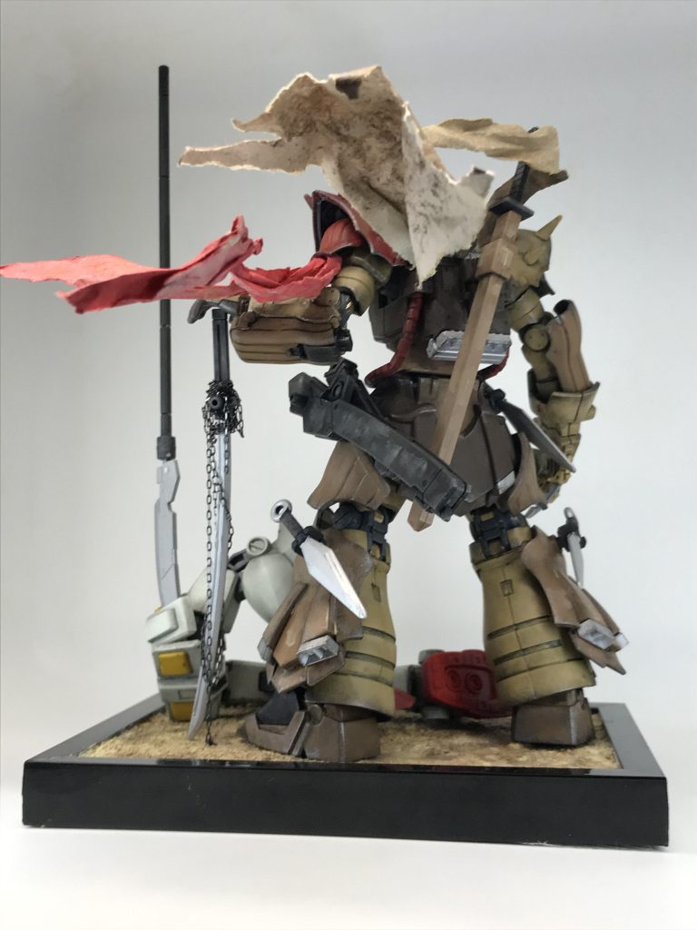 バックショットバーニアはシルバーに塗っているものの中は塗ってない…🙄ガンスタ内にも私と同じような方結構いると思うのですよね…カッコ良い作品を作りたいけど短時間で作りたいって方…ですので今回は改造なしで…エアブラシも使用せず、短時間で最高にカッコ良い作品を作る!を目標に私がカッコ良いと思う要素を詰め詰め込んでみました