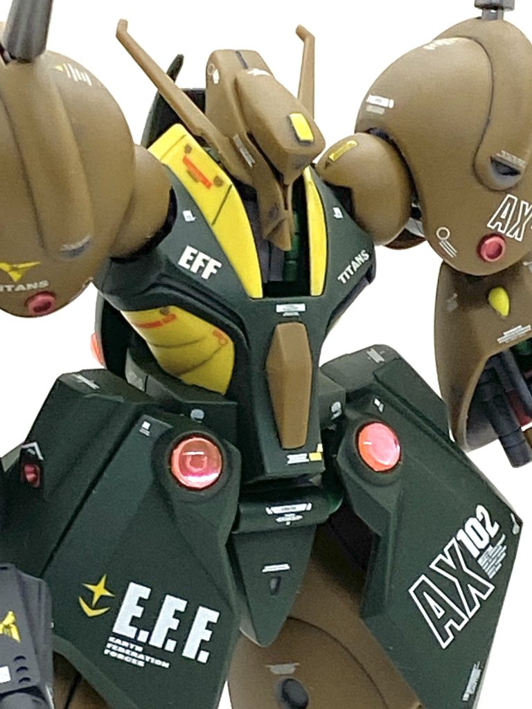 難キットを10日ほどで完成させたので大変苦労しましたが・・・無事カトキ風になり、気に入っています。