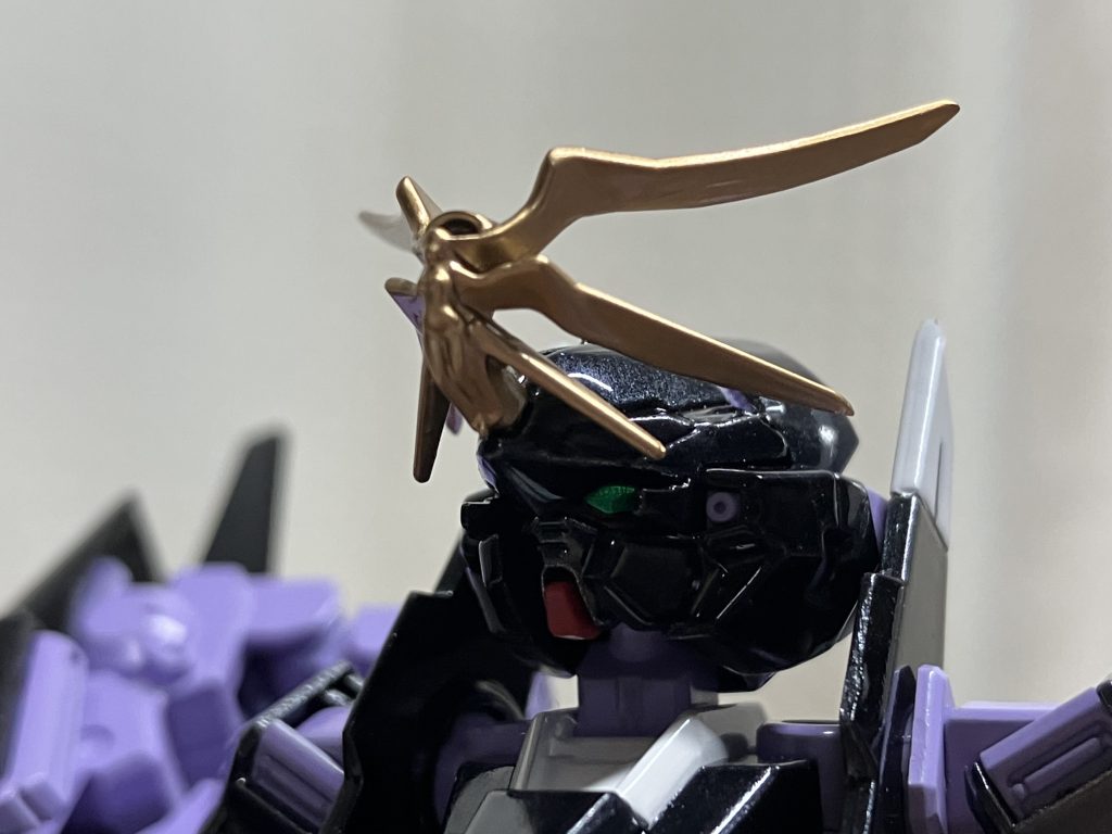 一応アンテナは少しシャープ化してます一目でウーンドウォートだとわかる顔つきで好きです(ちなみにツインアイはシールです)