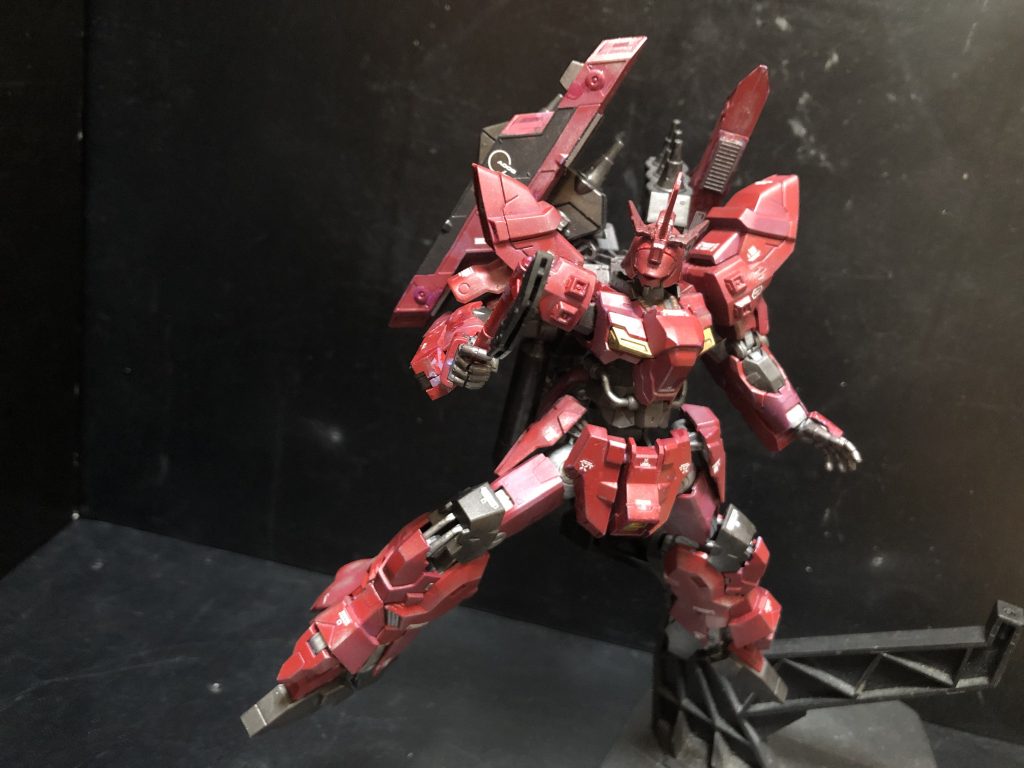 oyz「いい加減にしてください!コレを読んでいる方は、『なんだこのどうでもいい話は!いい加減にしろ』って思っている筈です!」シャア「む...!」oyz「感じるんです!でなければ、大佐にこの機体は乗りこなせません!」シャア「どういう事だ?」