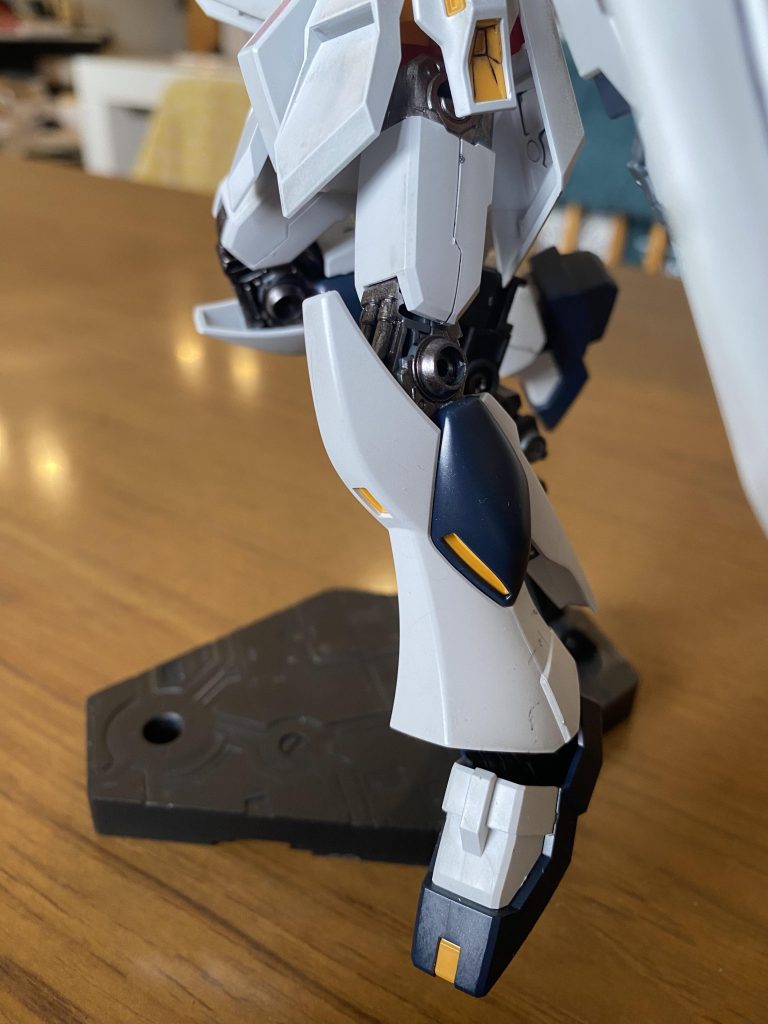 EG νガンダム–3枚目/制作者：@jhonkosu